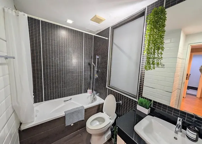 High Floor Great View 2br 2ba 3 Mins To Nana Bts Apartment *
