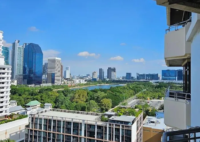 High Floor Great View 2br 2ba 3 Mins To Nana Bts * Bangkok
